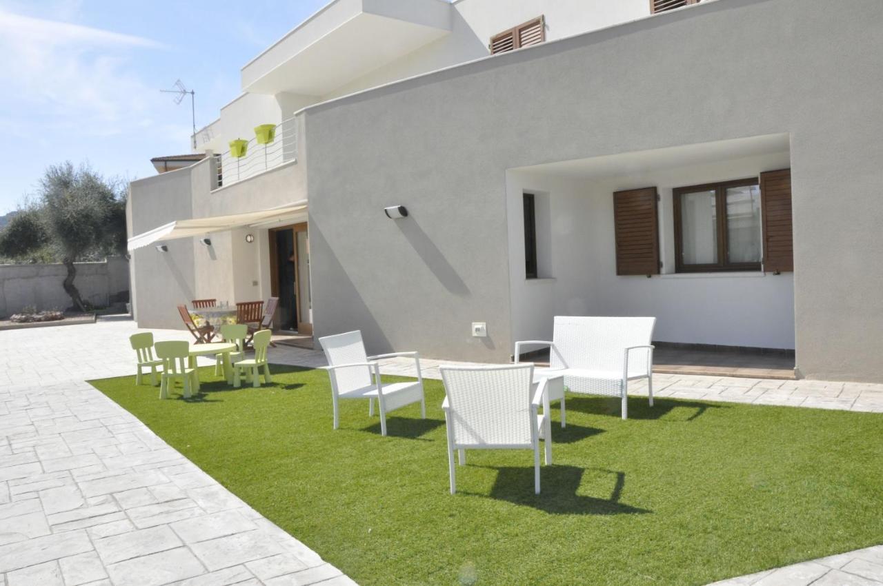 Apartamento Casa Oggiano Castelsardo Exterior foto