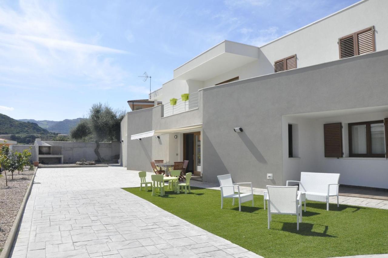 Apartamento Casa Oggiano Castelsardo Exterior foto