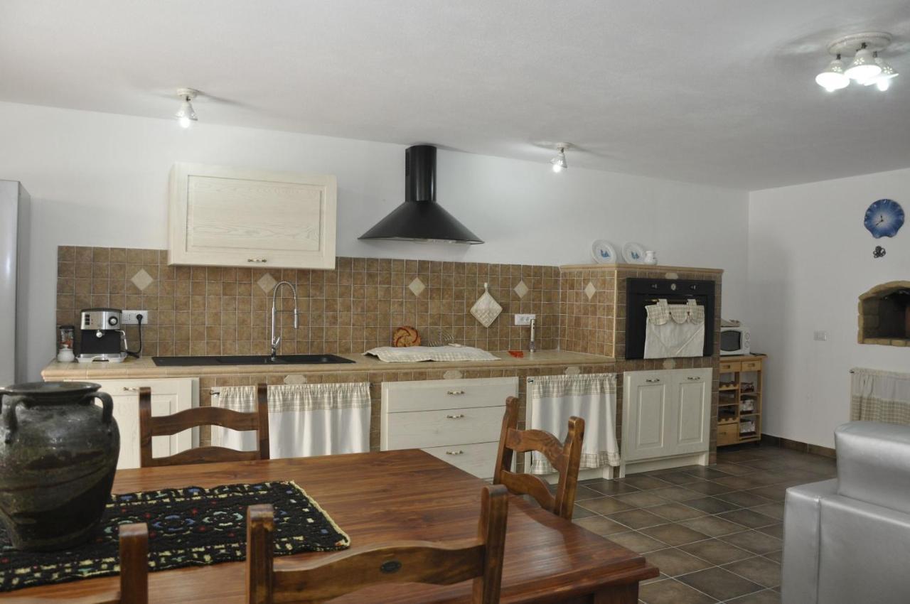 Apartamento Casa Oggiano Castelsardo Exterior foto