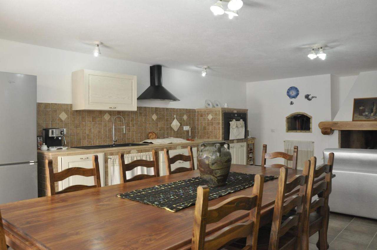 Apartamento Casa Oggiano Castelsardo Exterior foto